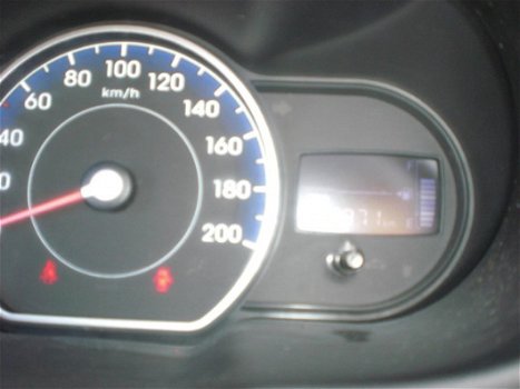 Hyundai i10 - 1.1 i-Drive Cool AIRCO-59971 KM NAP--BJ 07-2012 - 1