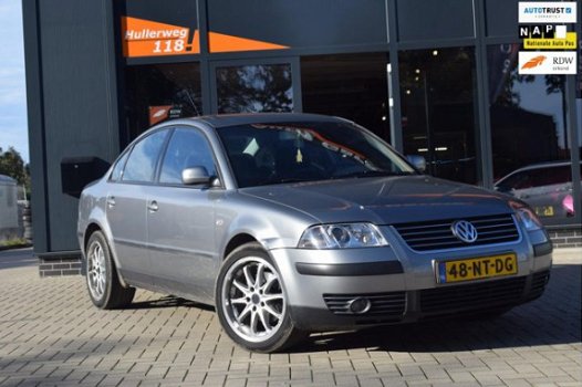 Volkswagen Passat - 2.0-20V - 1