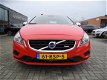 Volvo V60 - 2.0 T5 R-Design 207.000 km NAP. i.z.g.st. incl. garantie - 1 - Thumbnail