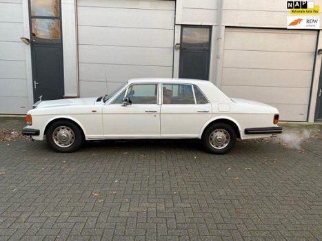 Rolls-Royce Silver Spirit - 6.8 - 1