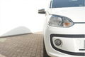 Volkswagen Up! - 1.0 60pk High up 5drs. | Navigatie | Airco | Bluetooth - 1 - Thumbnail