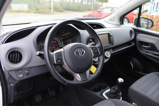 Toyota Yaris - 1.0 VVT-i Aspiration | Rijklaar | Airco | Camera | Bluetooth - 1