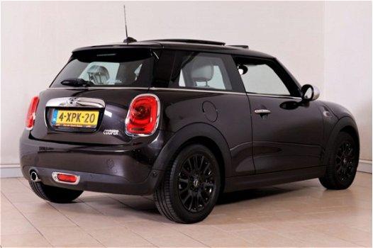 Mini Mini Cooper - 1.5 FIRST BORN ED. NAVI LEDER OPEN PANODAK SPORTSTOELEN HEAD UP BT ECC CRUISE PDC - 1