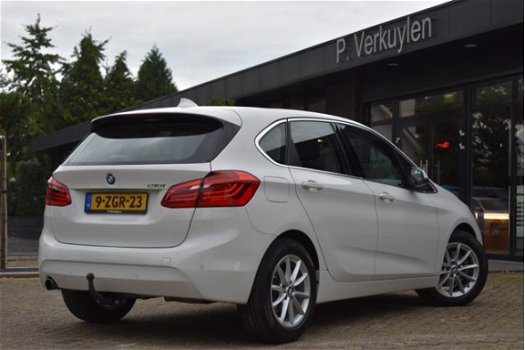 BMW 2-serie Active Tourer - 218i Sport Navi Trekhaak LED Pdc Orig. NL - 1