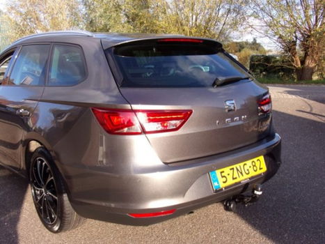 Seat Leon - ST 1.6 TDI ECOMOTIVE SPORT MET 6 MAANDEN GARANTIE - 1