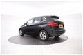 BMW 2-serie Active Tourer - 218i Executive Climate control, navigatie, comfort stoelen - 1 - Thumbnail