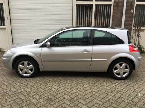 Renault Mégane - 1.6-16V Business L - 1