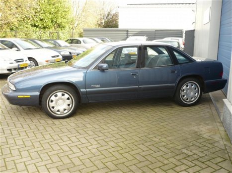 Buick Regal - 3.8 Custom Sedan NL geleverd - 1