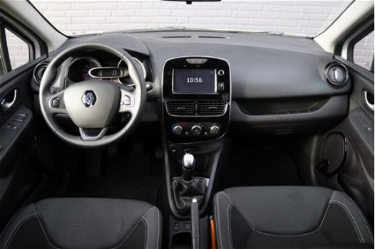 Renault Clio Estate - 1.5 dCi Ecoleader Zen Parkeersensoren | Airco | Navigatie - 1