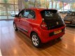 Renault Twingo - Clima + Cruise + Winterbanden - 1 - Thumbnail