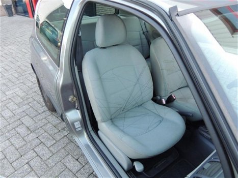 Renault Clio - 1.2 Expression , Stuurbekrachtiging - 1