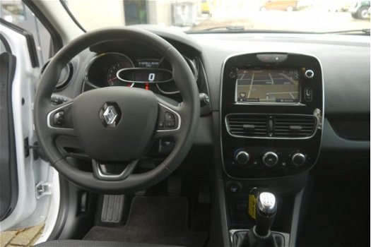 Renault Clio Estate - 0.9 TCe Zen NL-Auto Airco/nav/cruise - 1