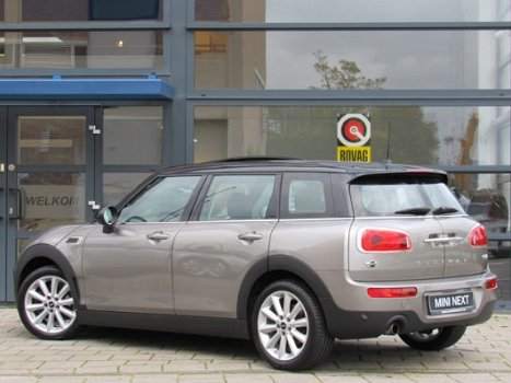 Mini Mini Clubman - 1.5 Turbo 136 PK Cooper / Airco / 29000 KM / Panoramadak / 17