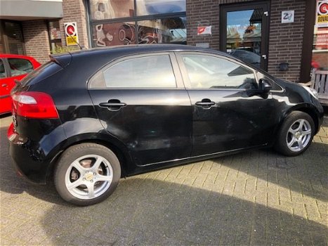 Kia Rio - 1.2 I 5 drs. Plus Pack - 1