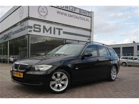 BMW 3-serie Touring - 325i Executive Leder/Nav/Dealer ond - 1