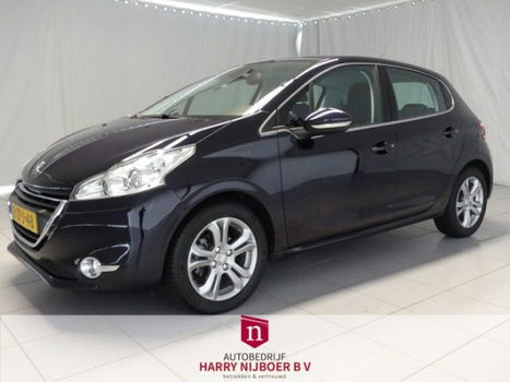 Peugeot 208 - 1.2 PureTech Executive Navi | Clima | Cruise | Lm velgen enz enz - 1