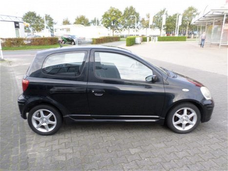 Toyota Yaris - ts T-Sport - 1