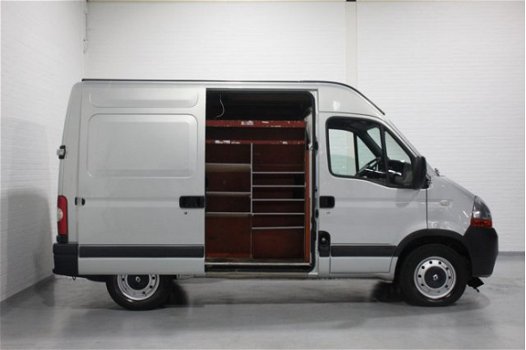 Renault Master - 2.5 DCi 101 pk L1H2 Airco, Inrichting laadruimte, Trekhaak, APK tot 03-2020 - 1