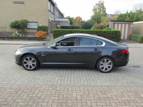 Jaguar XF - 3.0 D V6 AUT - 1