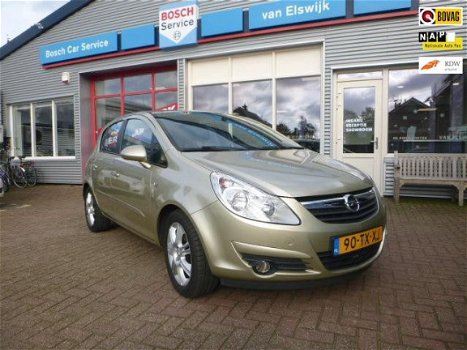 Opel Corsa - 1.2-16V Cosmo - 1