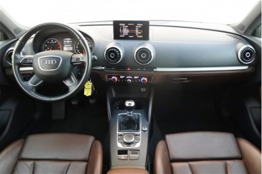 Audi A3 Sportback - 1.4 TFSI CoD Ambition Pro Line plus Leder/ Sportstoel/ Panodak/ Navi/ ECC/ PDC - 1