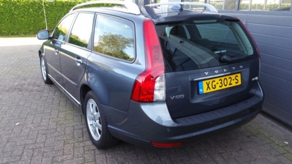 Volvo V50 - 1.6 D2 S/S R-Design Pro Edition *BOMVOL ZEER MOOI - 1