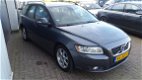 Volvo V50 - 1.6 D2 S/S R-Design Pro Edition *BOMVOL ZEER MOOI - 1 - Thumbnail