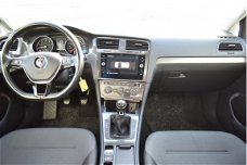 Volkswagen Golf - Comfortline Executive pakket, Navigatie, Dab, Climatronic, parkeersensoren, lichtm