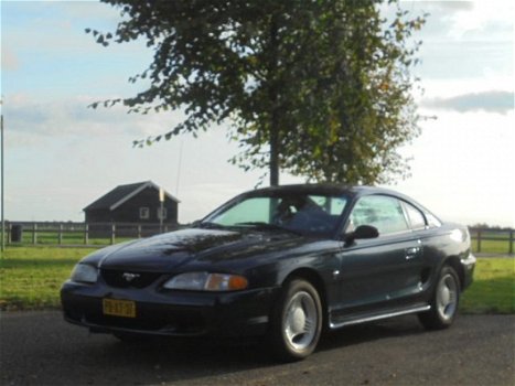 Ford Mustang - 3.8 Coupé - 1