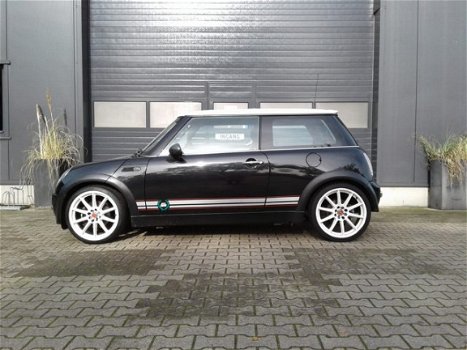 Mini Mini - 1.6 Cooper Pepper Super leuke mini, met sportdemper, witte velgen, perfect onderhouden m - 1