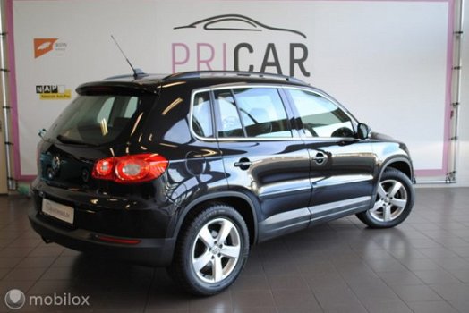 Volkswagen Tiguan - 2.0 TSI Track&Field 4Motion NAVI/LEER/PANODAK - 1