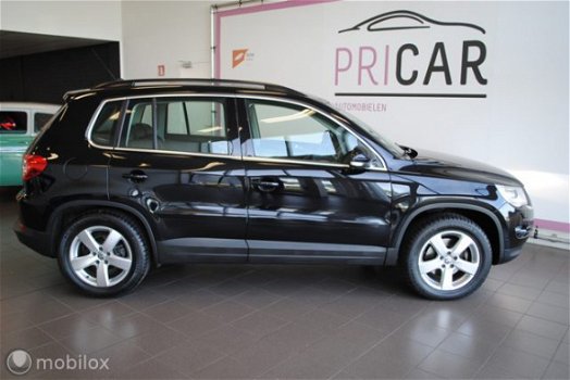 Volkswagen Tiguan - 2.0 TSI Track&Field 4Motion NAVI/LEER/PANODAK - 1