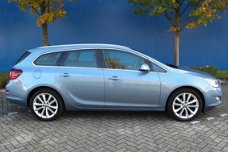 Opel Astra Sports Tourer - 1.4 Turbo Sport