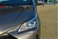 Toyota Yaris - 1.5 Hybrid Active | Fabrieksgarantie | - 1 - Thumbnail