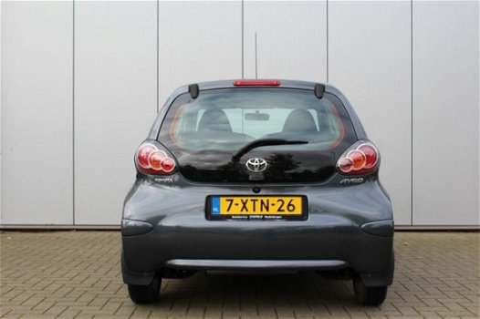 Toyota Aygo - 1.0 VVT-I DYNAMIC ORANGE NAVIGATIE AIRCO 5DEURS - 1