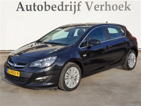 Opel Astra - 1.4 TURBO 140PK 5-DRS COSMO NAVI-PDC - 1