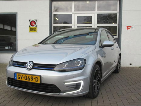 Volkswagen Golf - 1.4 TSI GTE - 1