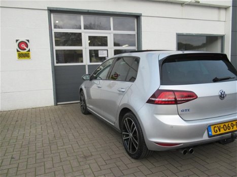 Volkswagen Golf - 1.4 TSI GTE - 1