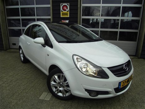 Opel Corsa - 1.4-16V Color Edition lage km standgoedkoop rijden - 1