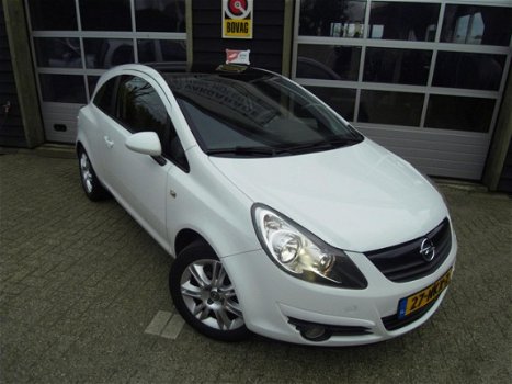 Opel Corsa - 1.4-16V Color Edition lage km standgoedkoop rijden - 1