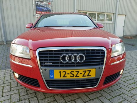 Audi A8 - 4.2 quattro Pro Line Prachtige en bomvolle A8, automaat, flippers, kantel/schuifdak, lucht - 1