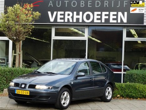 Seat Leon - 1.6-16V Stella APK APRIL 2020 - AIRCO - 5 DEURS - ELEKTR RAMEN - NAP KM STAND - NL AUTO - 1