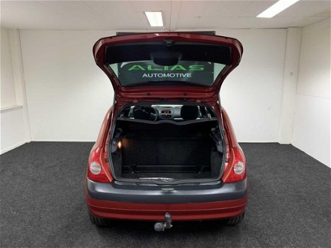 Renault Clio - 1.4-16V Dynamique Luxe 2004 Rood AIRCO / APK 2020 / NAP - 1