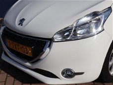 Peugeot 208 - 1.2 e-VTi 82PK Automaat 5D Style| Navigatie| Airco