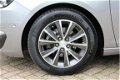 Peugeot 308 - 1.2 PureTech Allure I Panoramadak I INCL. € 695, 00 AFL.KOSTEN + BOVAG GARANTIE - 1 - Thumbnail