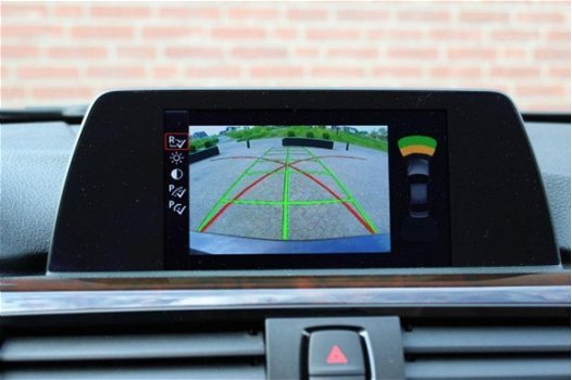 BMW 3-serie - 320d HUD Radar Adapt.Cruise Camera Leer - 1