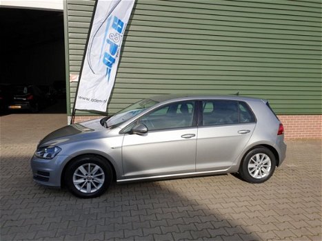 Volkswagen Golf - 1.6 TDI Comfortline BlueMotion - 1