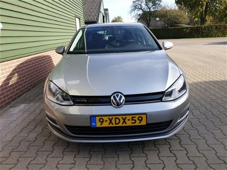 Volkswagen Golf - 1.6 TDI Comfortline BlueMotion - 1