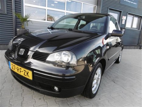 Seat Arosa - 1.4i Stella Stuurbekrachtiging Zwart LM Velgen - 1