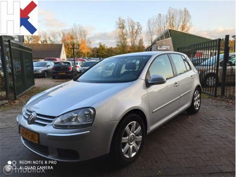 Volkswagen Golf - 1.6 115pk AUTOMAAT 5-deurs Comfortline Airco - 1